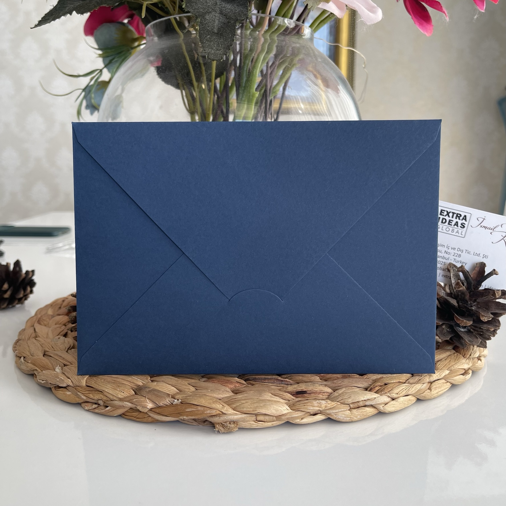 Enveloppes à rabat bleu impérial | Enveloppes pointues bleu marine